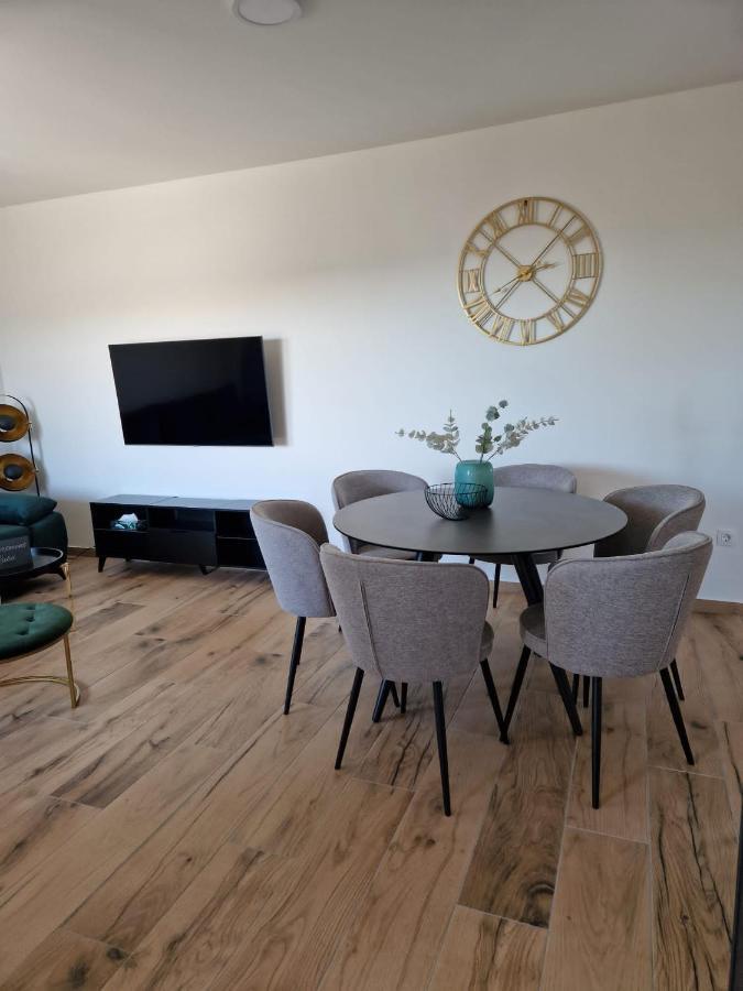 Apartament Luka