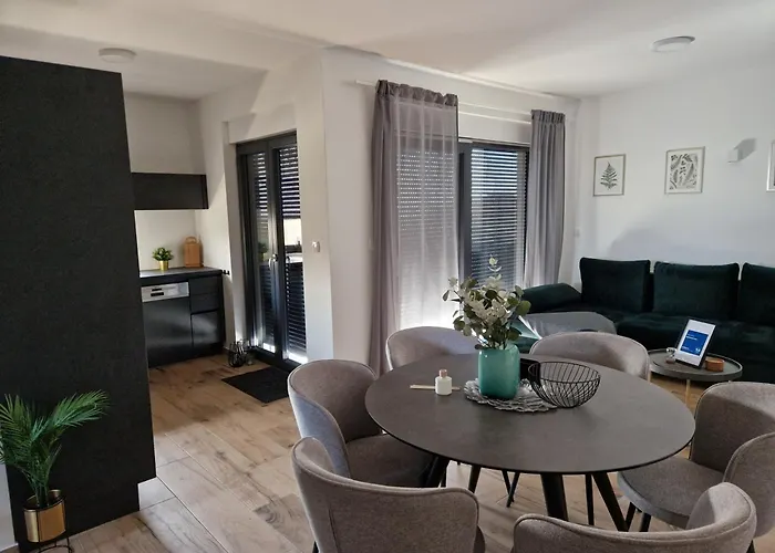 Apartment Luka