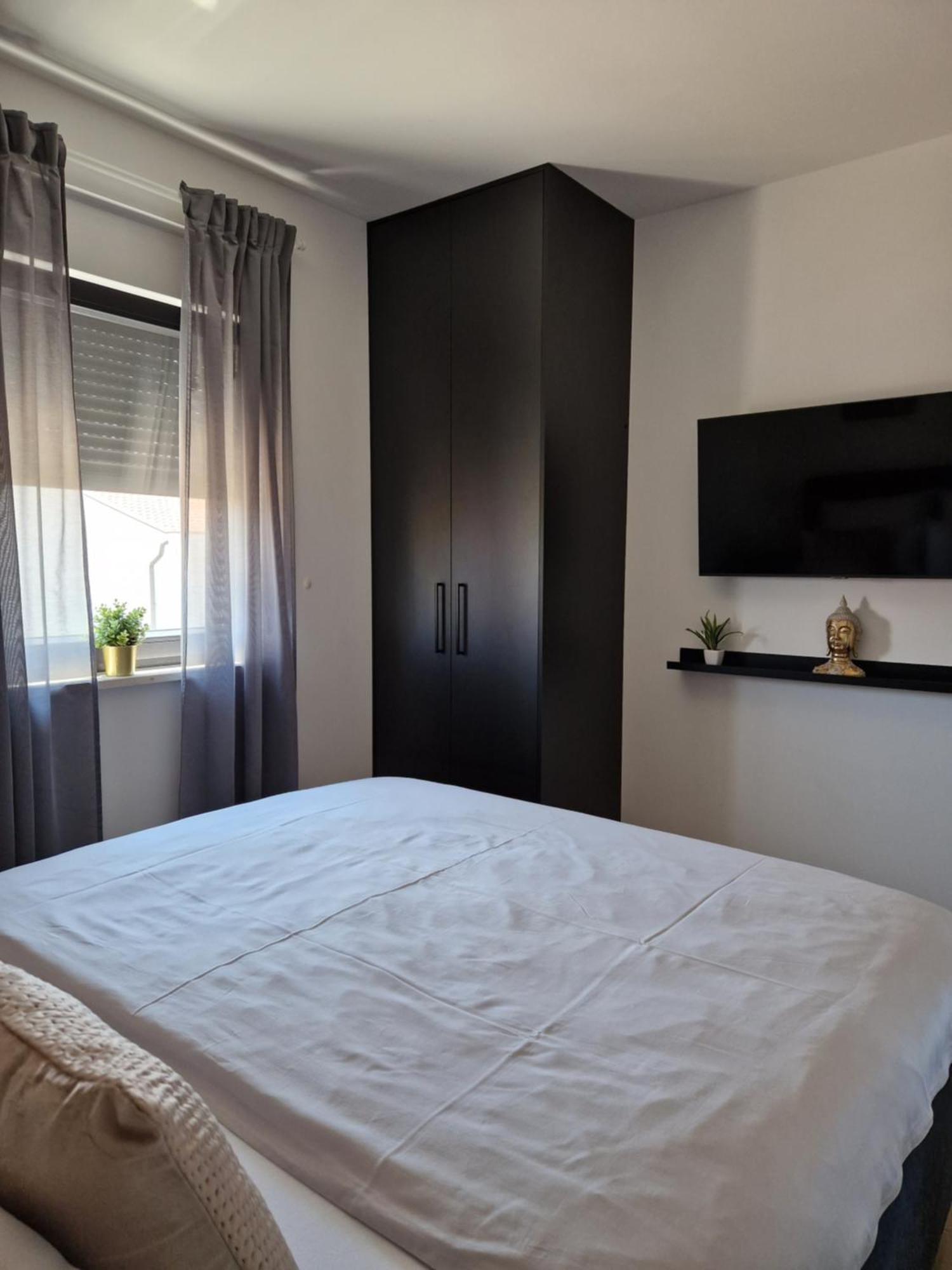 Luka * Privlaka (Zadar)